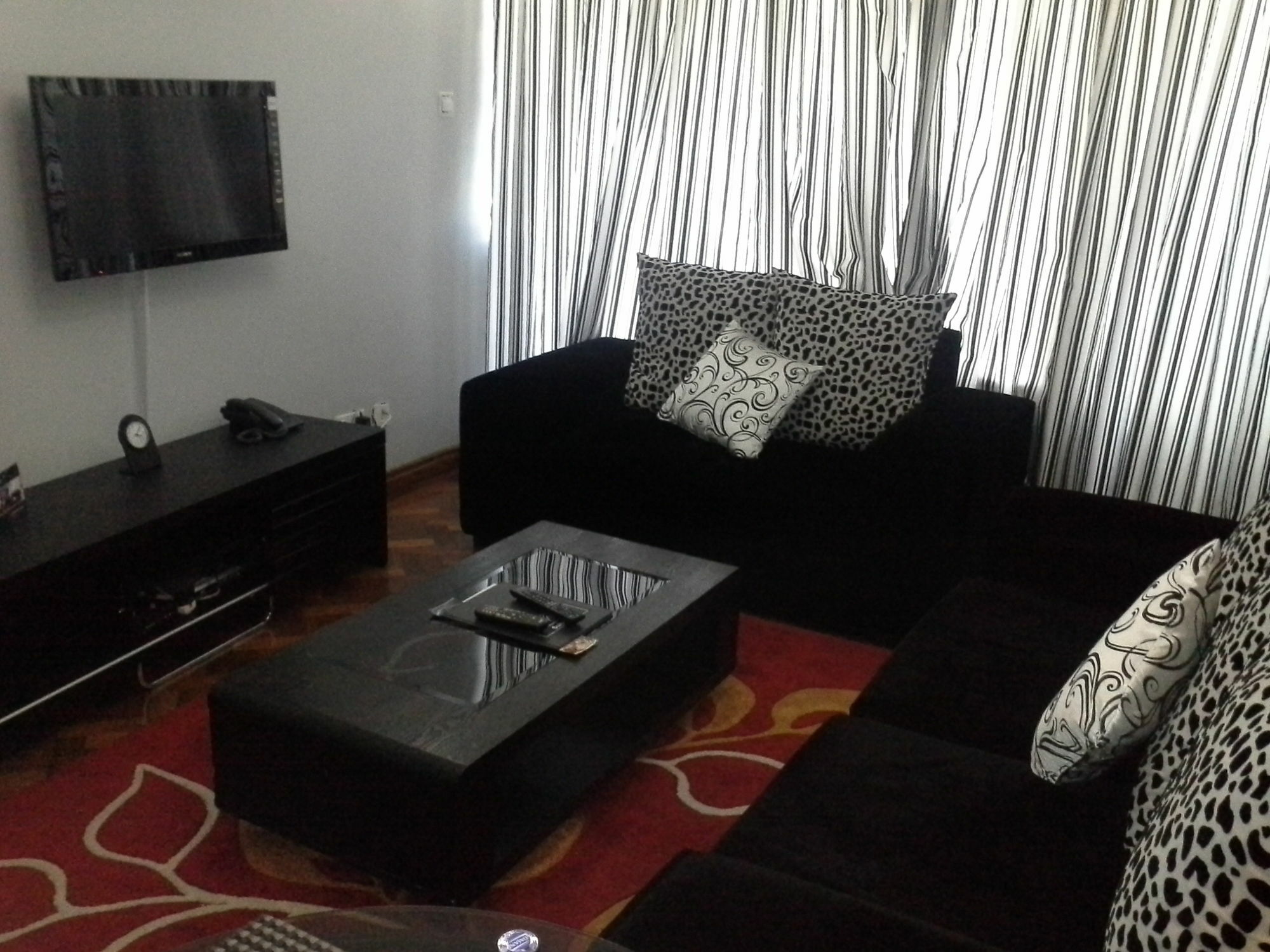 Meltonia Luxury Suites Nairobi Dış mekan fotoğraf